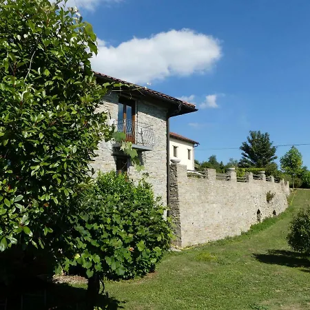 Nyaraló Buchere Mombarcaro